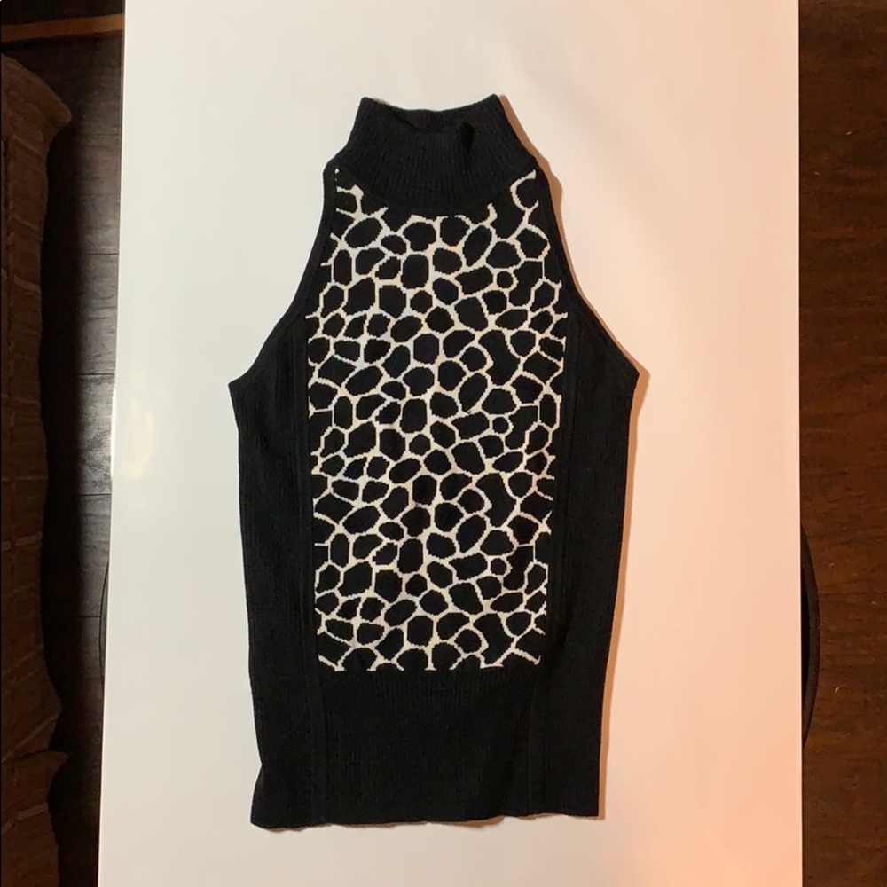 CACHE-animal print, sleeveless sweater